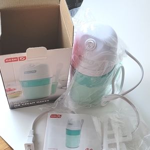 Dash ice cream maker.